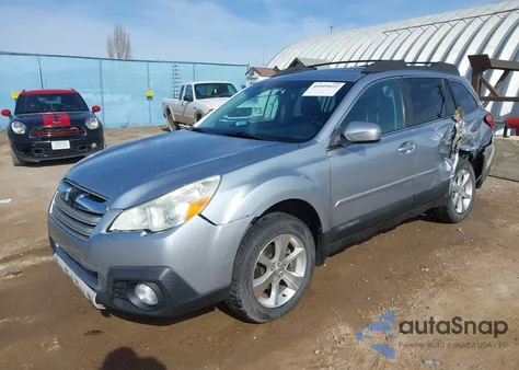 2013 Subaru Outback 2.5I Limited z USA, uszkodzony, nr VIN 4S4BRBKC0D3245950